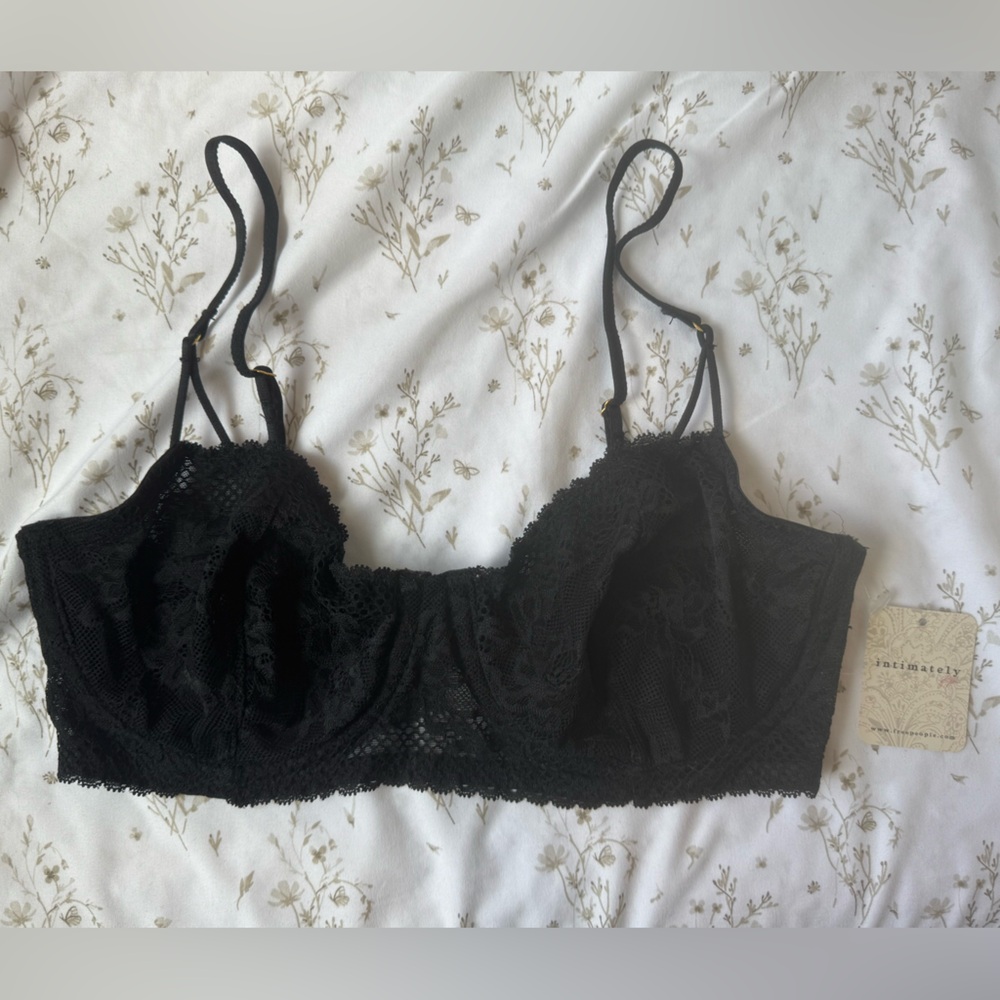NWT Free People Intimately Lace Underwire Bra in Black - Picture 2 of 8